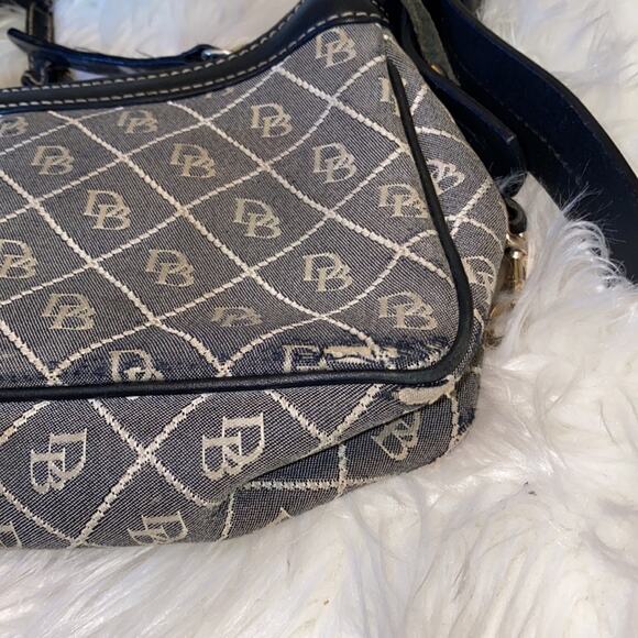 Dooney & Bourke Signature Small Hobo Purse - Picture 3 of 13